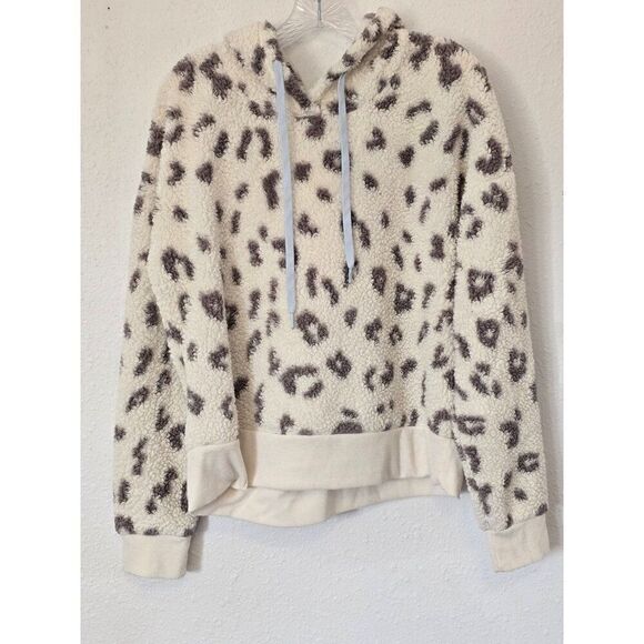 HoneyDew Intimates  Leapord Sherpa Hooded Sweatshirt Womens sz M - Picture 1 of 4